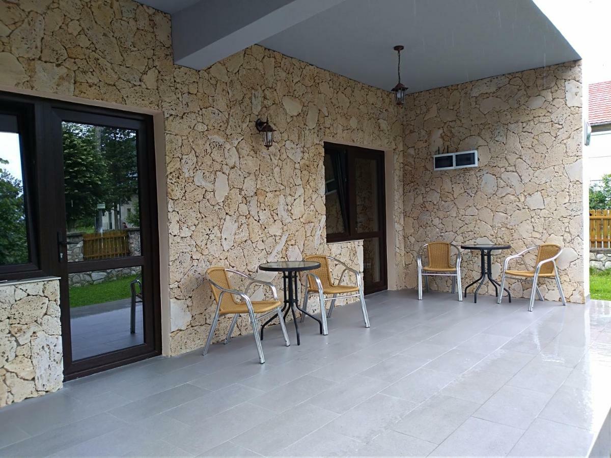 Apartament Casa Roka Ieşelniţa Zewnętrze zdjęcie