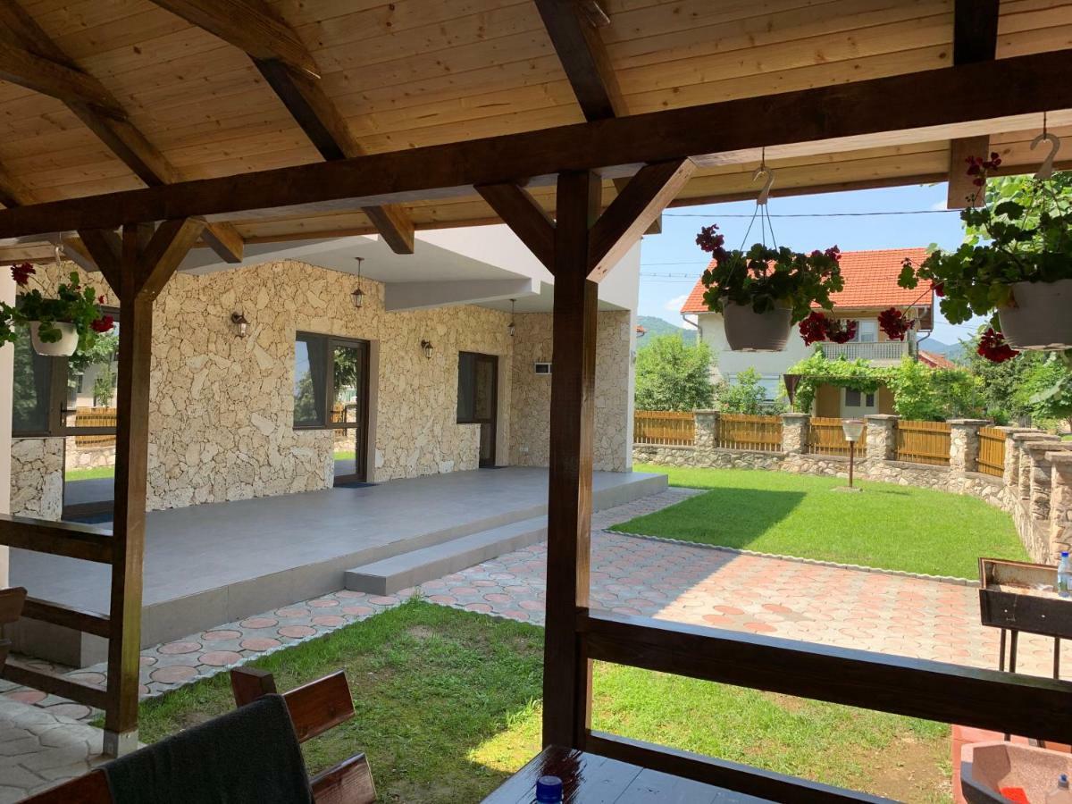 Apartament Casa Roka Ieşelniţa Zewnętrze zdjęcie