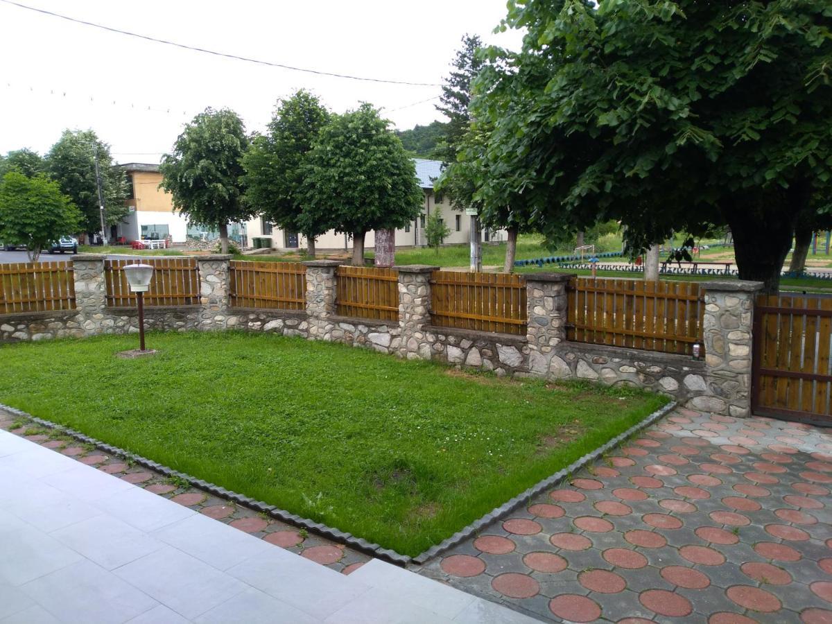 Apartament Casa Roka Ieşelniţa Zewnętrze zdjęcie
